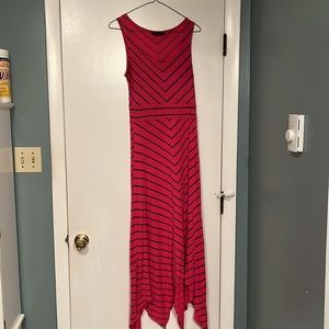 Women’s petite small apt 9 sundress. Pink with gray stripes. Smoke free home